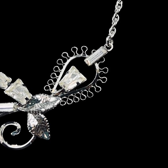 Star Art Sterling Silver Rhinestone Necklace And Screw Back Earrings Set (5120) - Picture 5 of 13